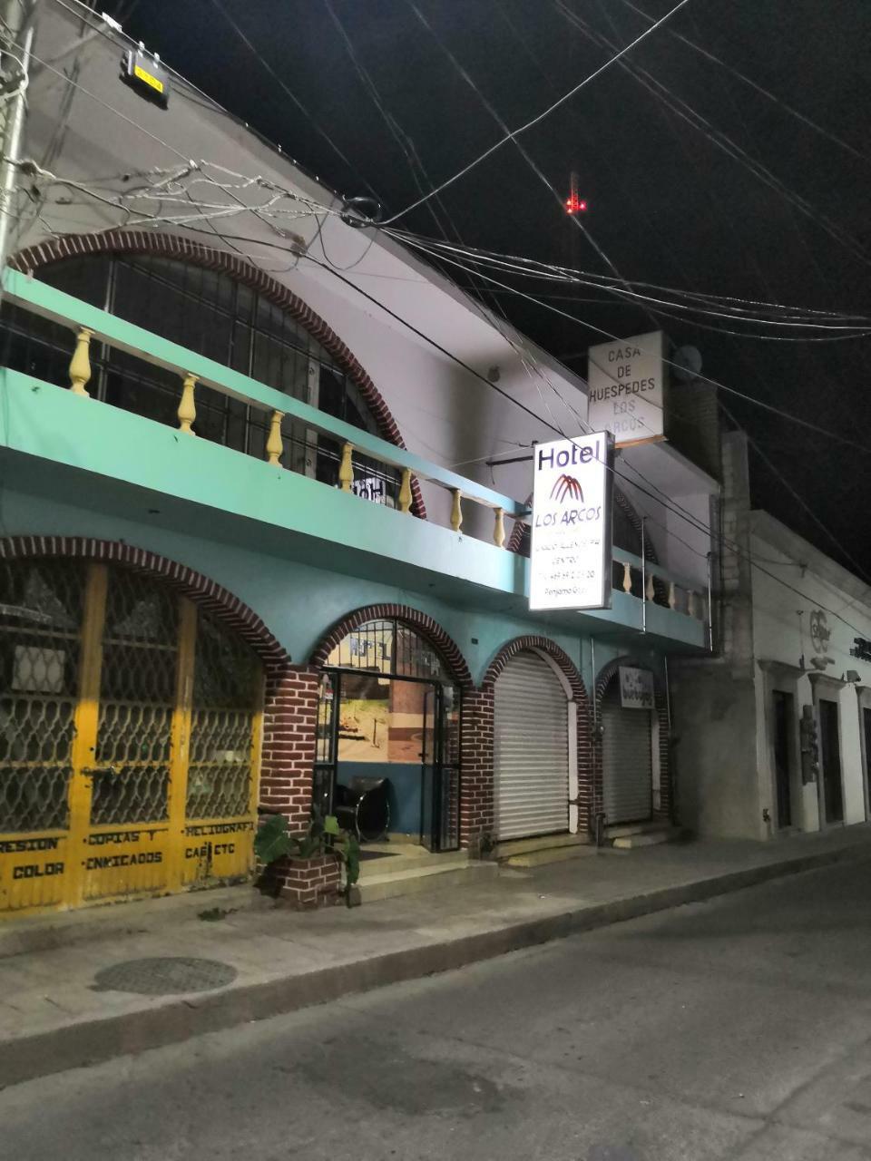 Hotel Los Arcos Penjamo Exterior photo